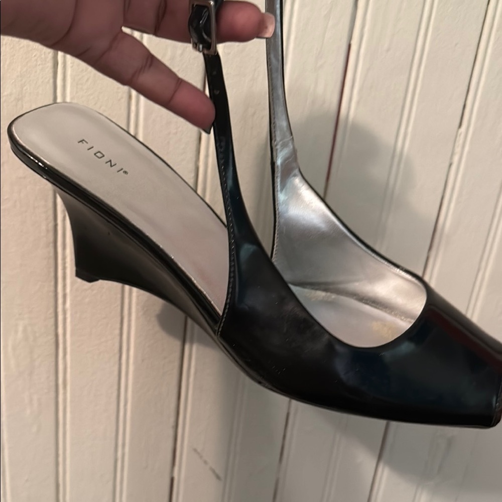 FIONI Clothing Black Wedge Heels
